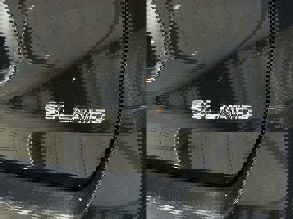 Used 2016 Nissan Rogue SL image 26