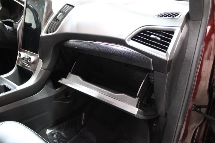 Used 2021 Ford Edge ST-Line image 25