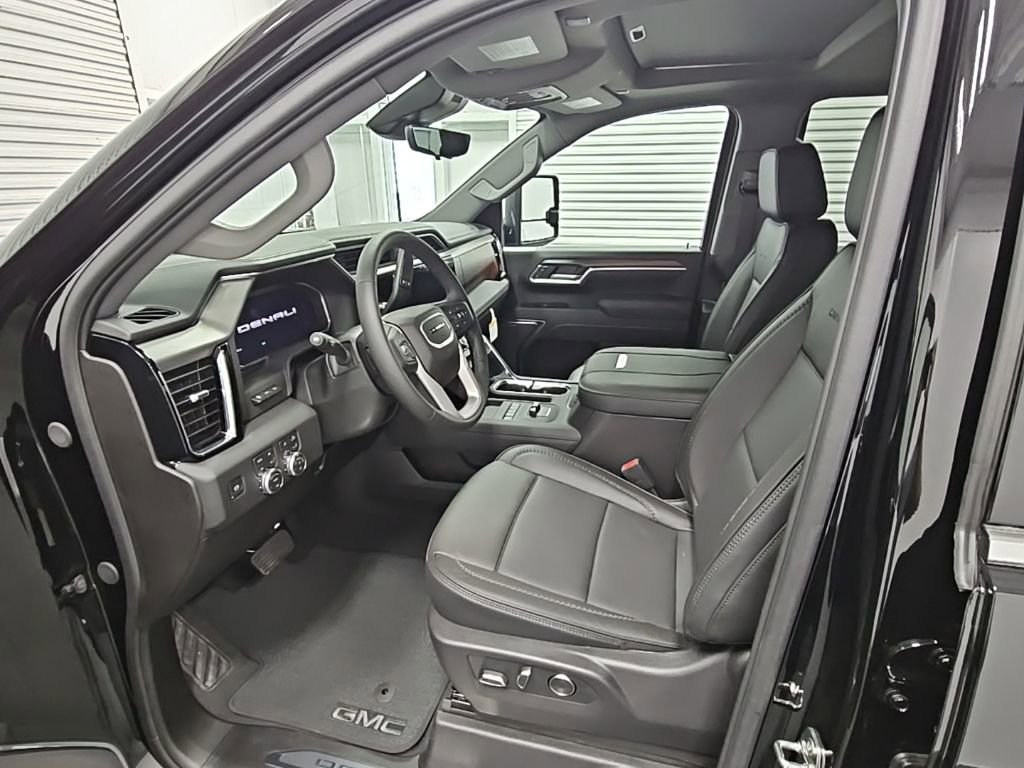 New 2026 GMC Sierra 2500 Denali w/ Denali Reserve Package image 10