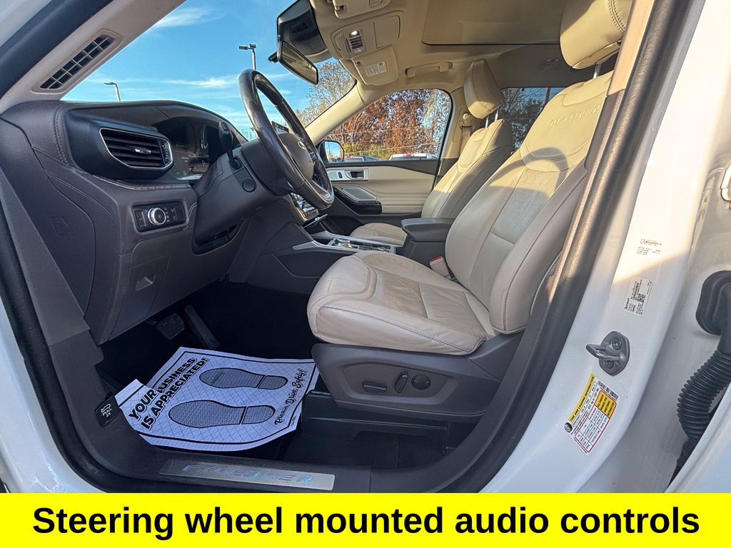 Certified 2022 Ford Explorer Platinum w/ Equipment Group 601A AWD/4WD image 11
