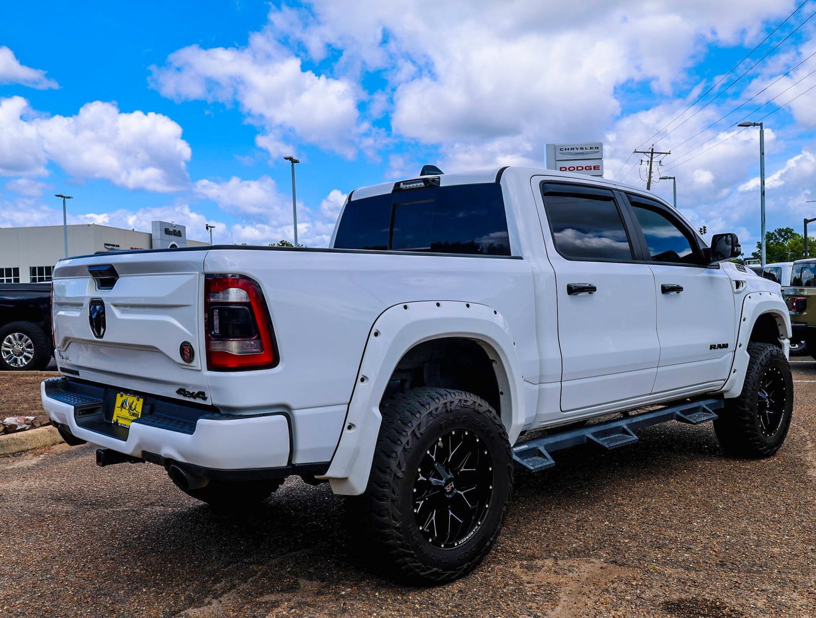 Used 2024 RAM 1500 Big Horn AWD/4WD image 10