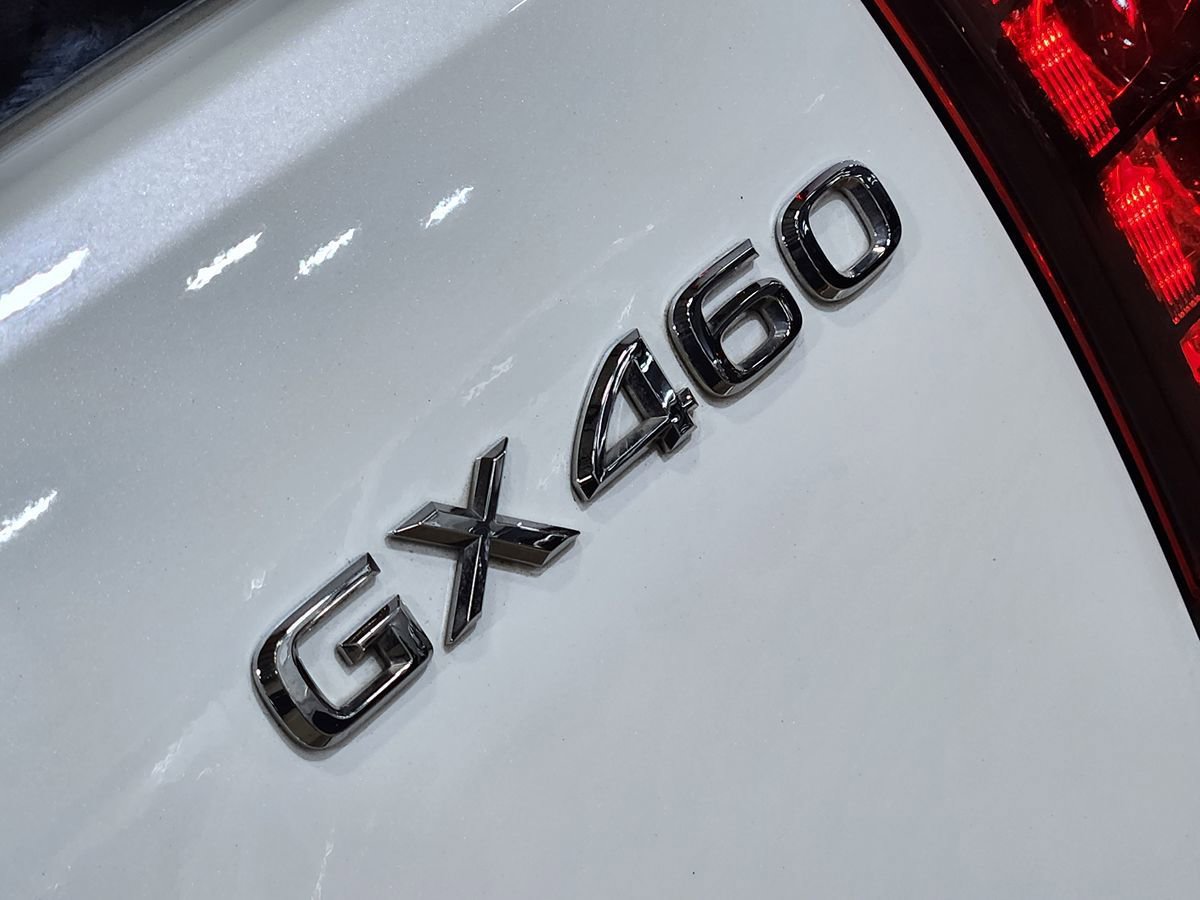 Used 2020 Lexus GX 460 Luxury w/ Luxury Sport Package AWD/4WD image 25