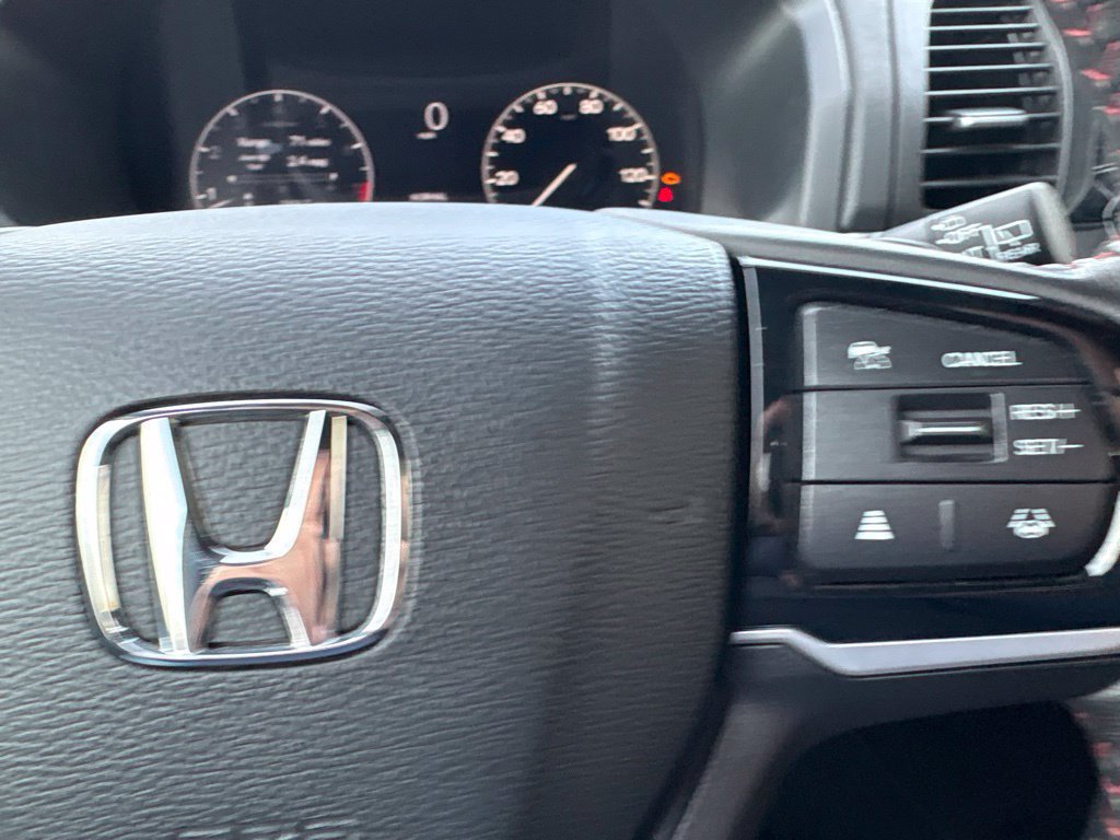 Used 2025 Honda Odyssey Sport-L image 17