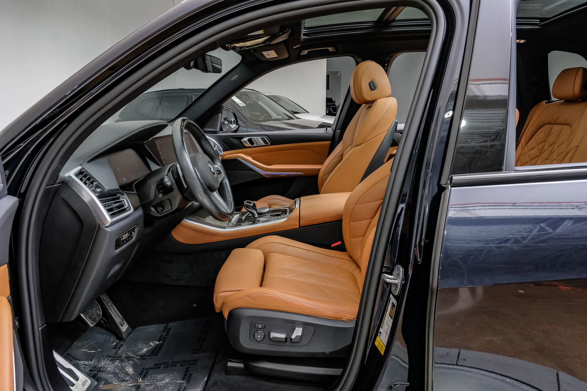 Used 2023 BMW X5 sDrive40i w/ M Sport Package image 4