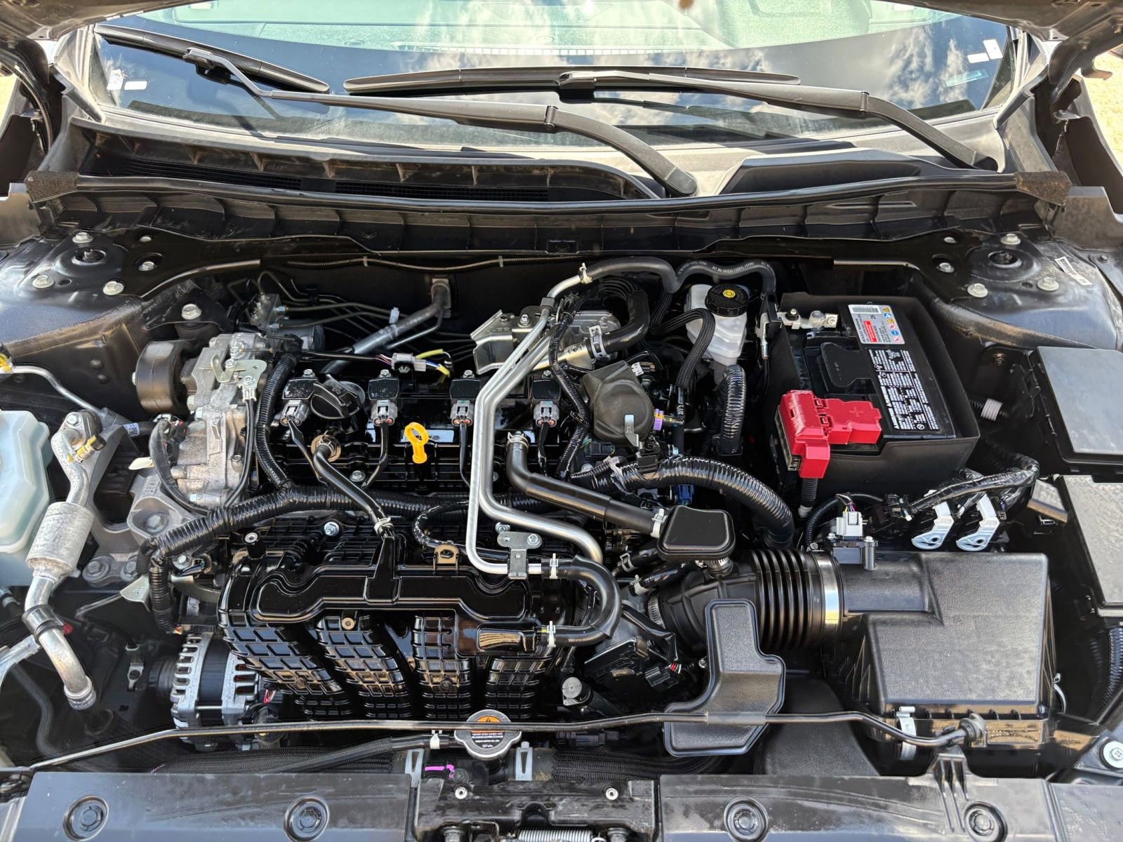 Used 2025 Nissan Altima 2.5 SV FWD image 32