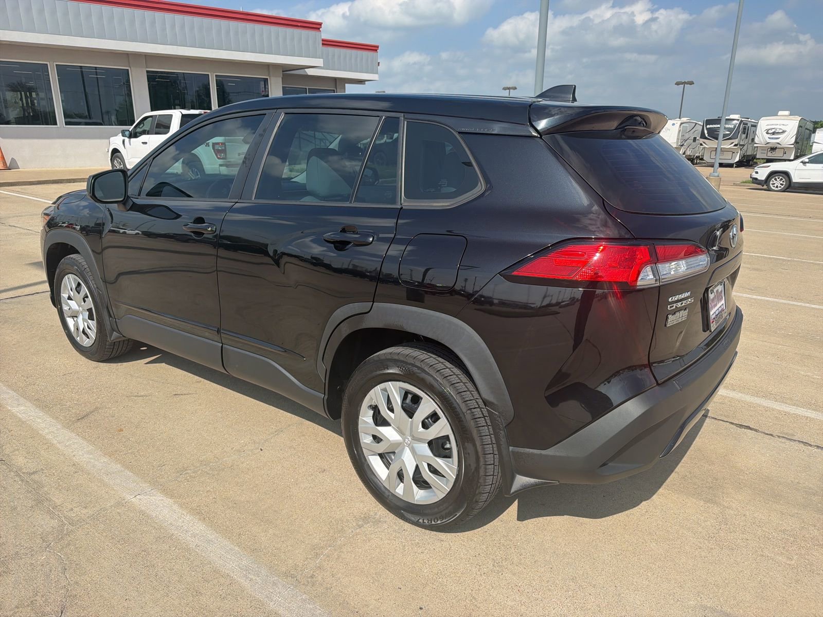 Used 2022 Toyota Corolla Cross L FWD image 7