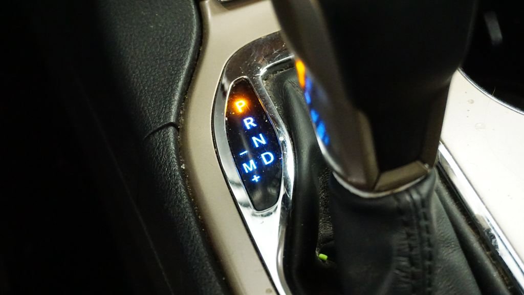 Certified 2017 Jeep Grand Cherokee Laredo w/ Quick Order Package 23E image 26