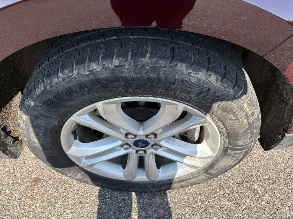 Used 2020 Ford Edge SEL w/ Convenience Package image 12