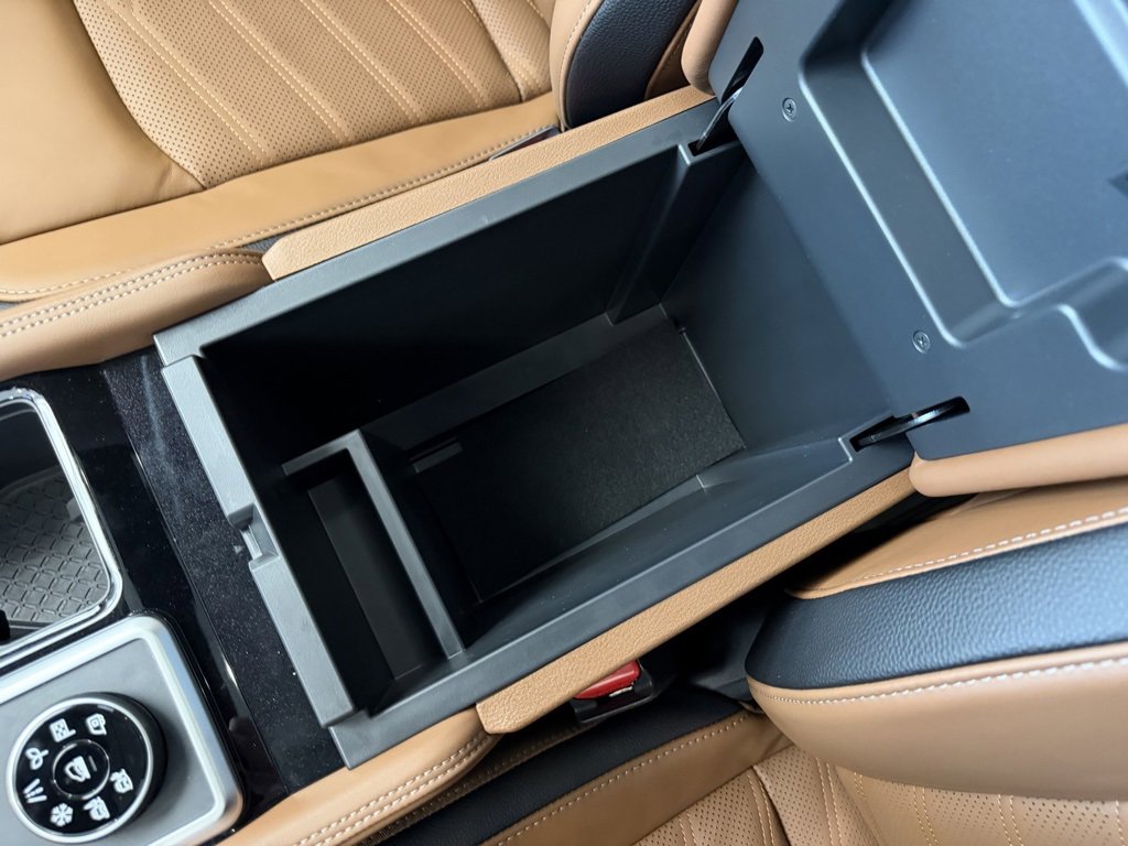 New 2025 Nissan Pathfinder Platinum w/ Cargo Package image 29