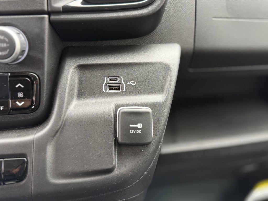 New 2026 RAM ProMaster 1500 w/ Cold Weather Group image 24