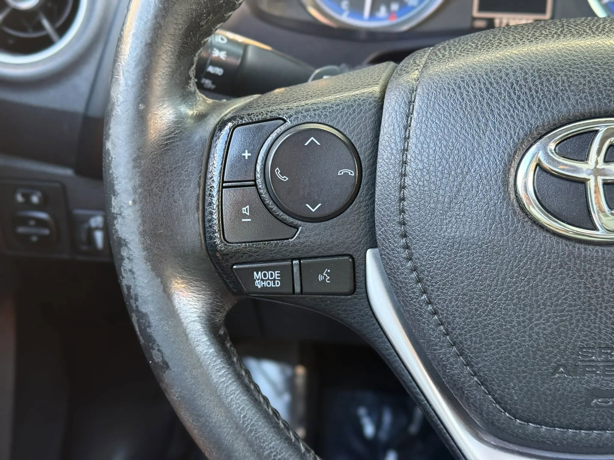 Used 2018 Toyota Corolla SE image 18