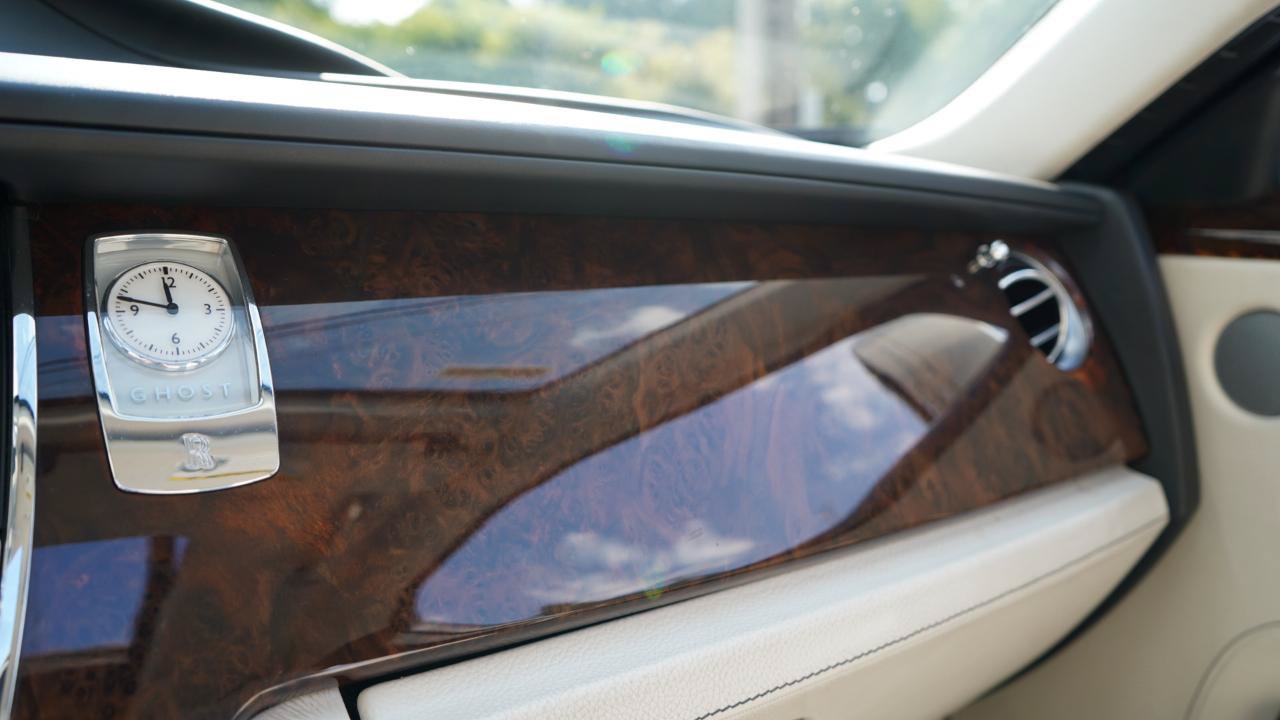 Used 2011 Rolls-Royce Ghost RWD image 80