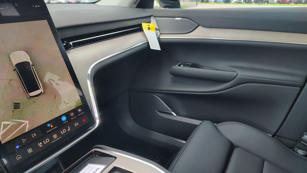 New 2025 Volvo EX90 Ultra AWD/4WD image 26