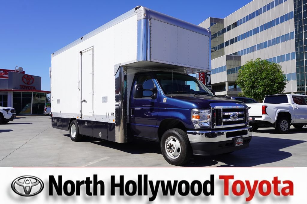 Used 2024 Ford E-450 and Econoline 450 Super Duty w/ Power Windows & Locks Group