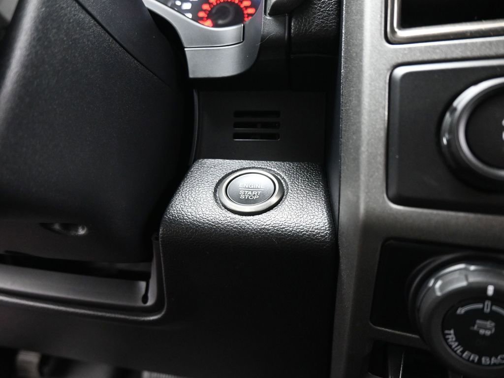 Certified 2017 Ford F150 Raptor w/ Equipment Group 802A Luxury image 18