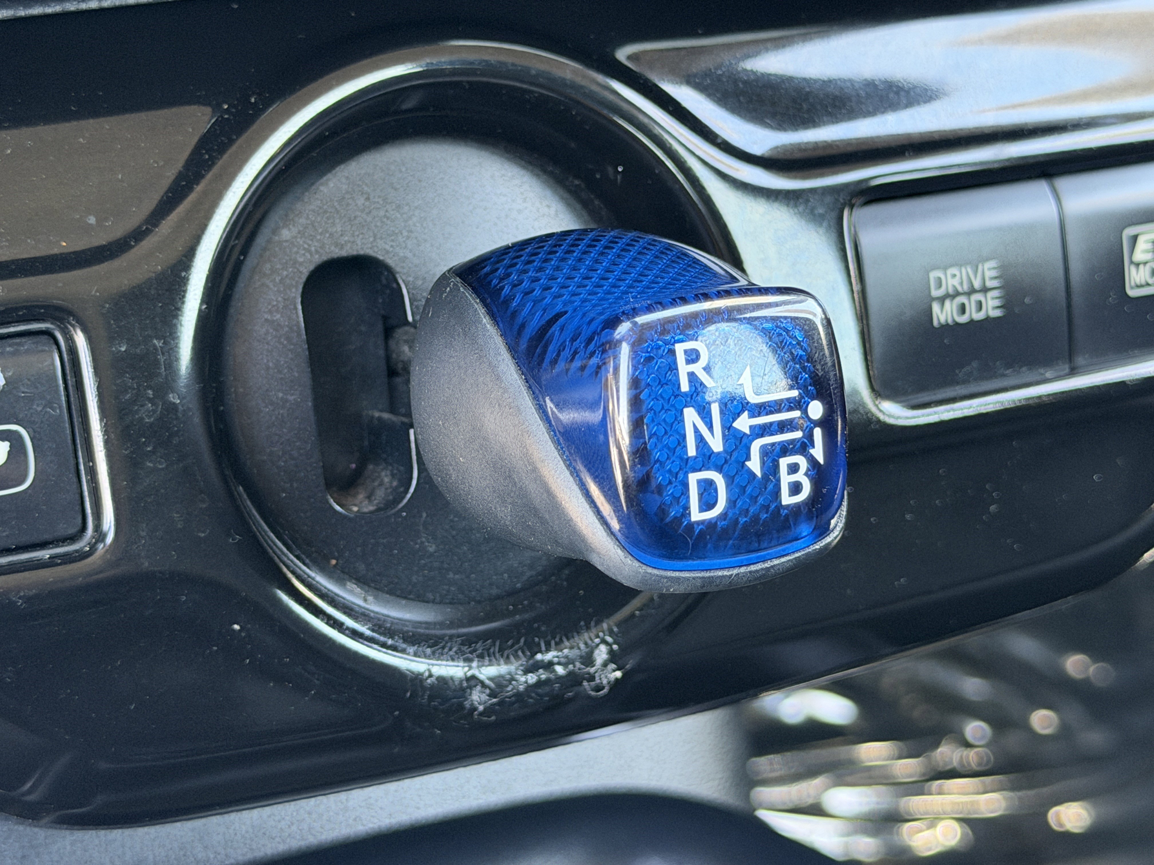 Used 2017 Toyota Prius Two w/ Prius Two Safety Plus Package FWD image 22