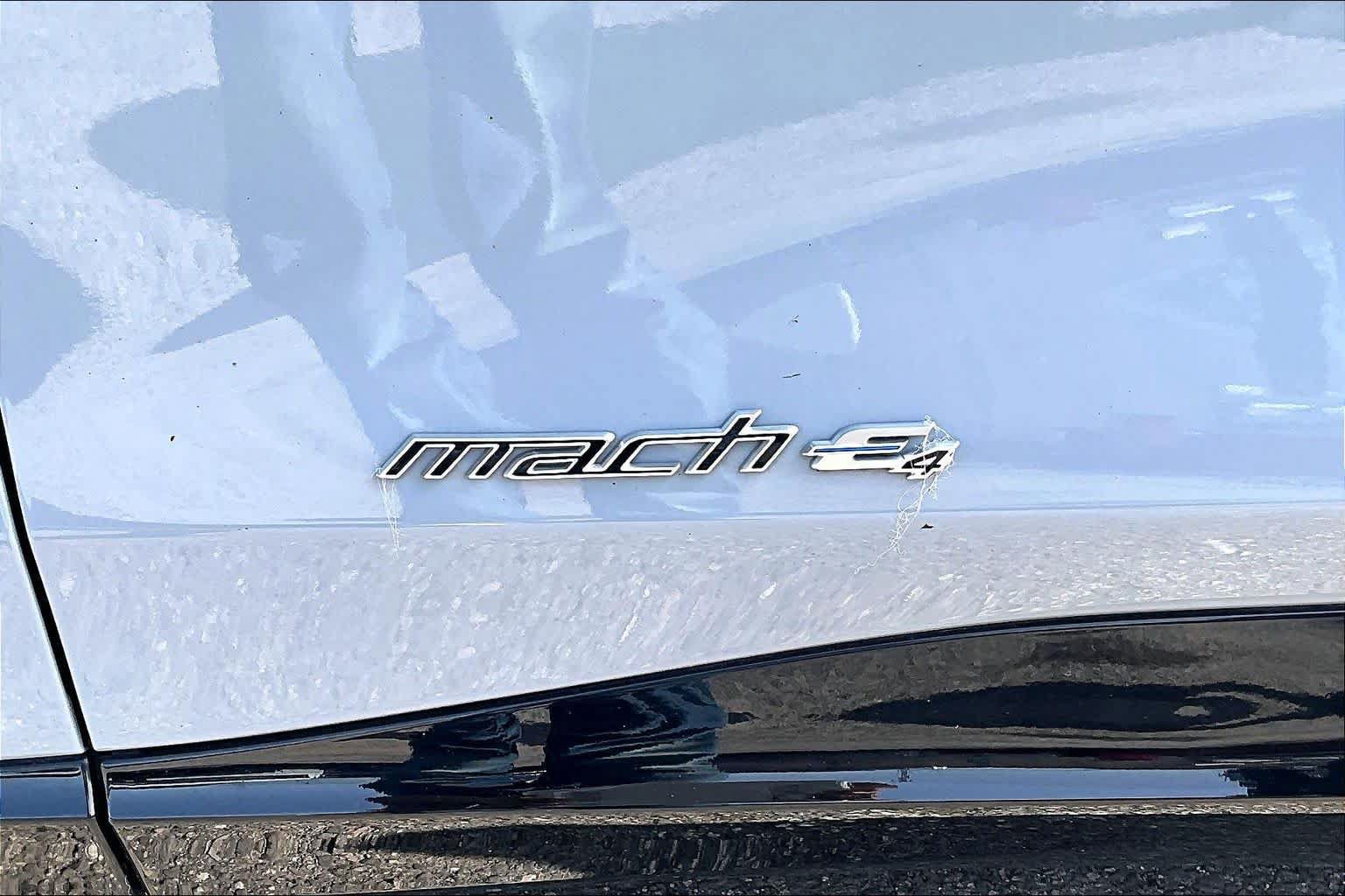 Used 2025 Ford Mustang Mach-E Premium w/ Sport Appearance Package AWD/4WD image 9