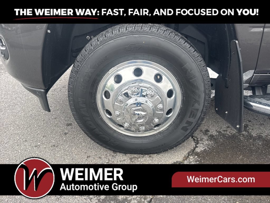 Used 2025 RAM 3500 Laramie w/ Sport Appearance Package AWD/4WD image 10