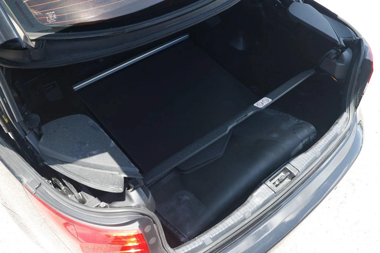 Used 2014 Lexus IS 250C w/ Luxury Package RWD image 14