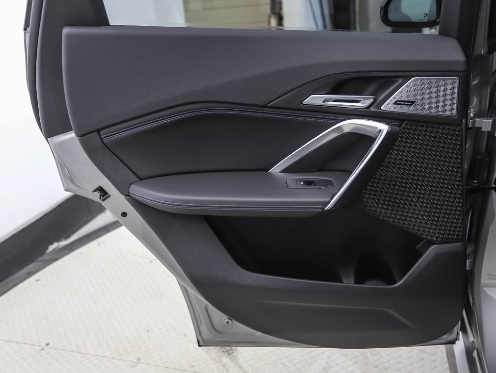 Certified 2025 BMW X1 M35i w/ Premium Package image 19