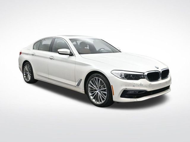 Used 2018 BMW 540i image 2