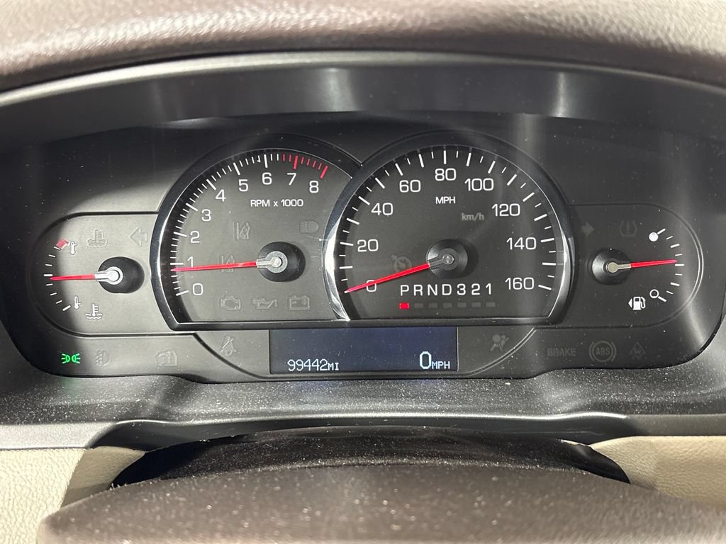 Used 2008 Cadillac DTS w/ Sun And Sound Package FWD image 21