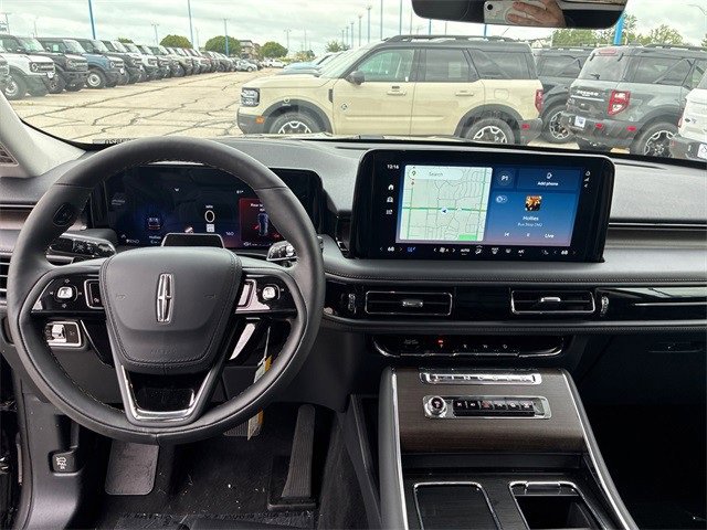 New 2025 Lincoln Aviator Reserve w/ Equipment Group 201A image 24