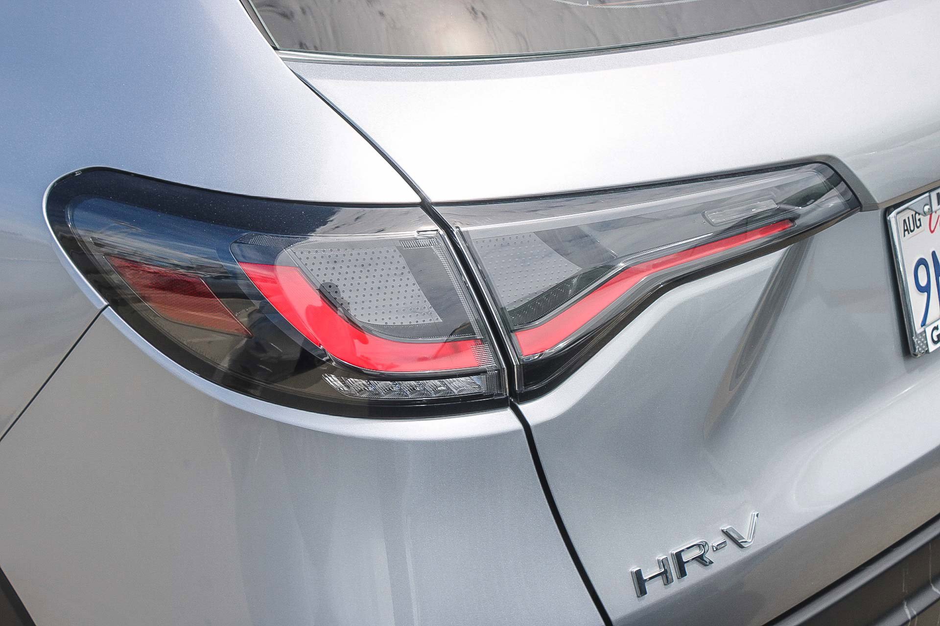Certified 2025 Honda HR-V LX image 11