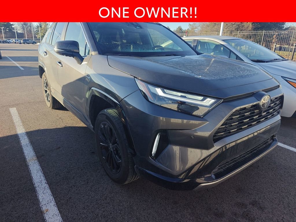 Used 2025 Toyota RAV4 XSE image 3