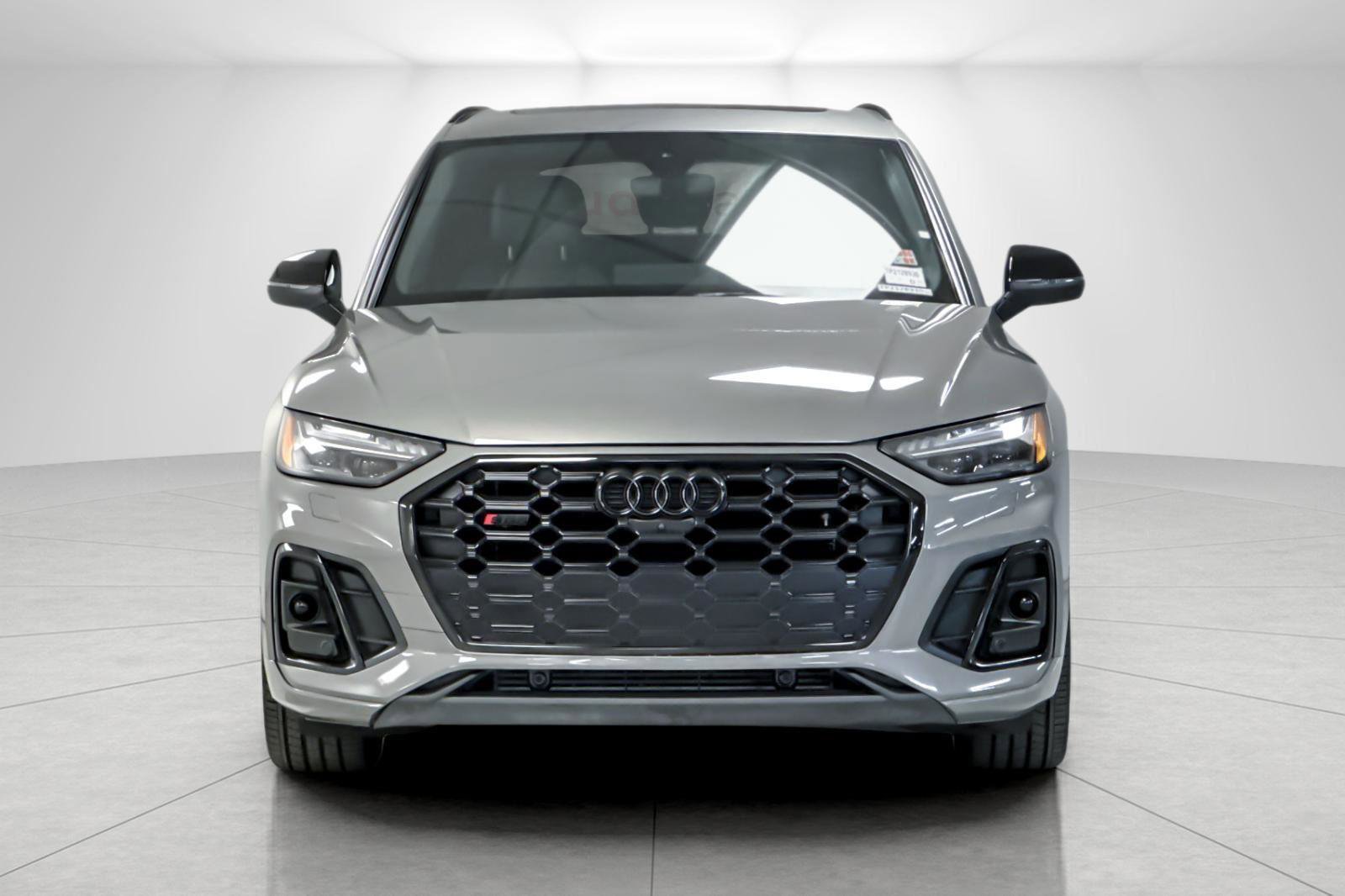 Used 2023 Audi SQ5 Prestige w/ Prestige Package image 8