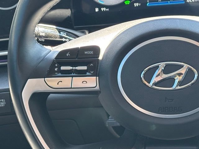 Used 2023 Hyundai Elantra Limited FWD image 22