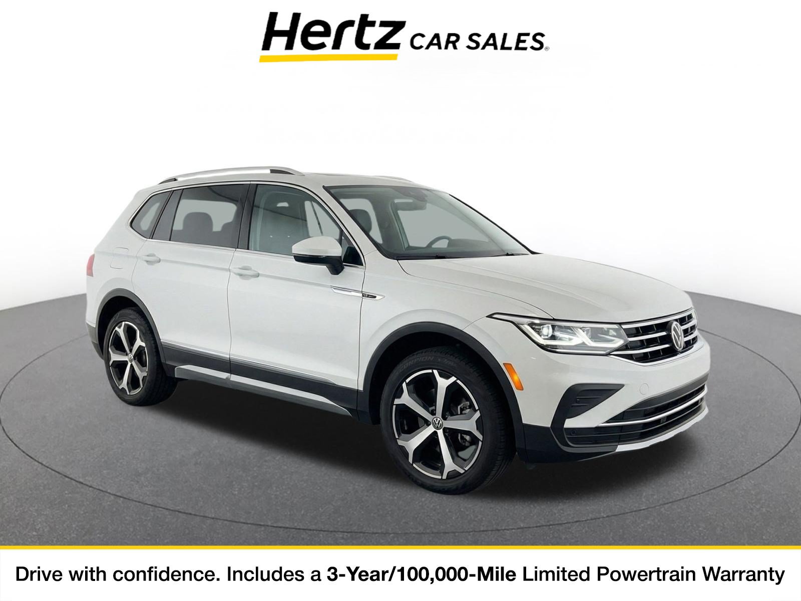 Used 2026 Volkswagen Tiguan SE AWD/4WD image 1