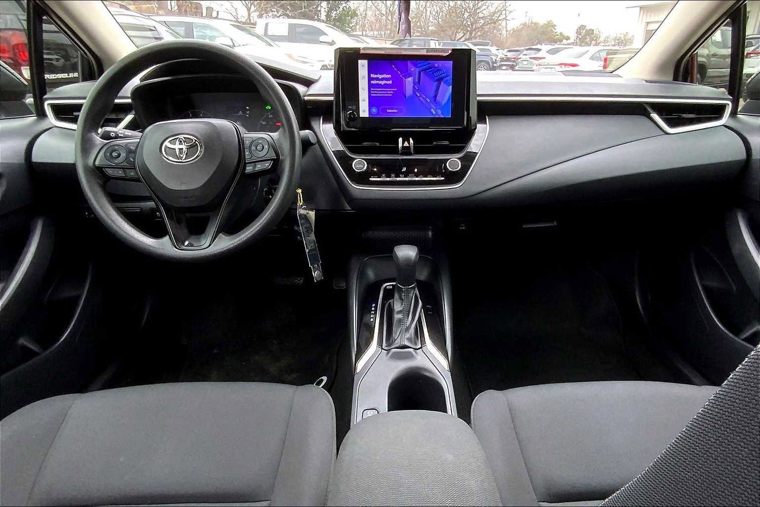 Used 2024 Toyota Corolla LE FWD image 15