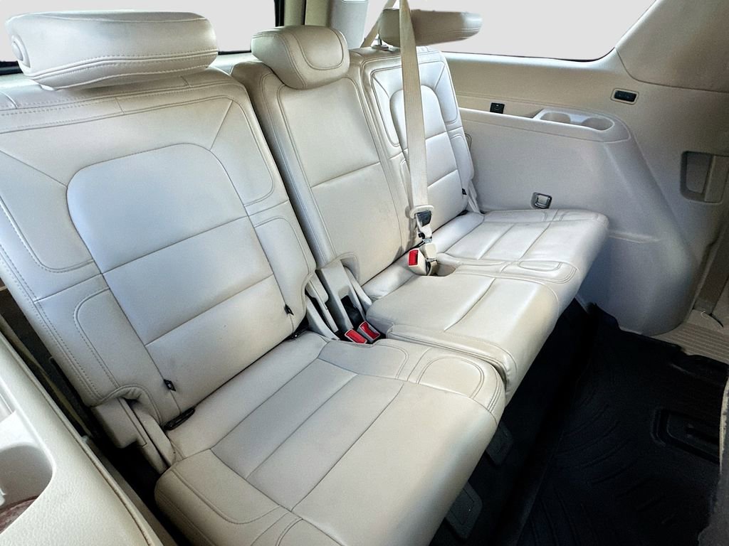 Used 2020 Lincoln Navigator L Reserve w/ Luxury Package image 28