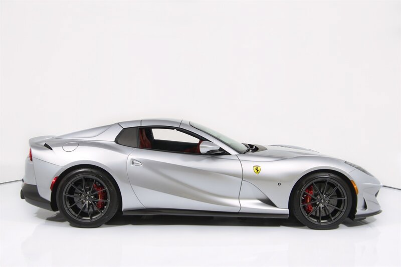 Used 2023 Ferrari 812 GTS RWD image 15