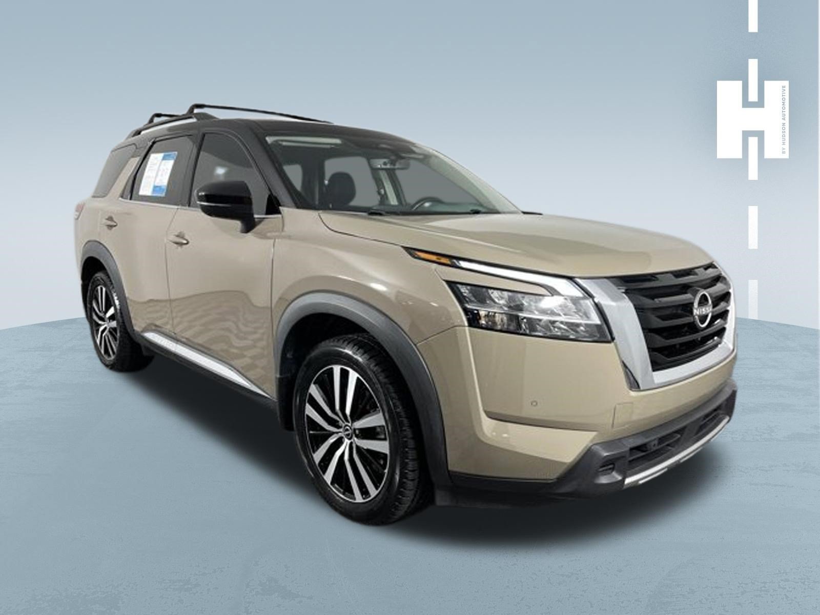 Used 2023 Nissan Pathfinder Platinum w/ Cargo Package AWD/4WD image 1