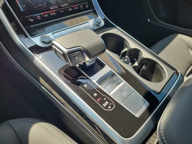 Certified 2026 Audi Q8 Premium Plus w/ Premium Plus Package AWD/4WD image 30