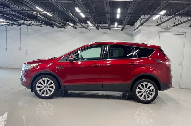 Used 2017 Ford Escape Titanium FWD image 2