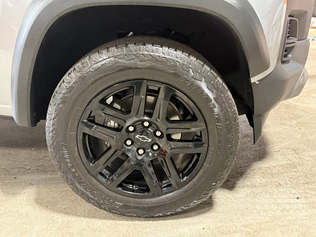 Used 2024 Chevrolet Colorado Trail Boss AWD/4WD image 36