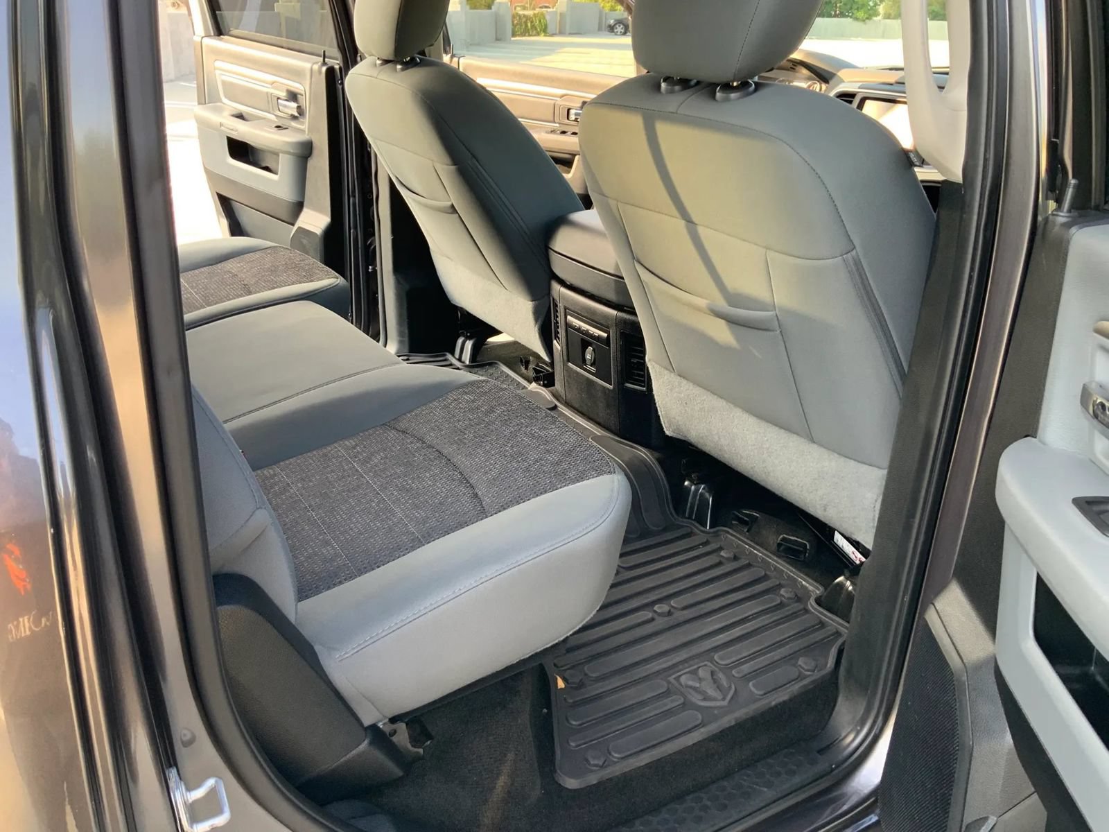Used 2015 RAM 1500 Outdoorsman RWD image 24