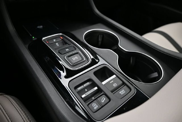 Used 2026 Honda Pilot EX-L image 14