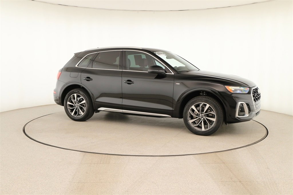 Certified 2023 Audi Q5 2.0T Premium w/ Convenience Package image 9