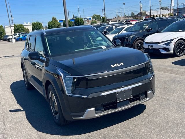 Certified 2026 Kia EV9 Wind AWD/4WD image 5