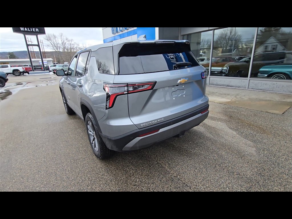 New 2026 Chevrolet Equinox LT w/ Convenience Package II image 7