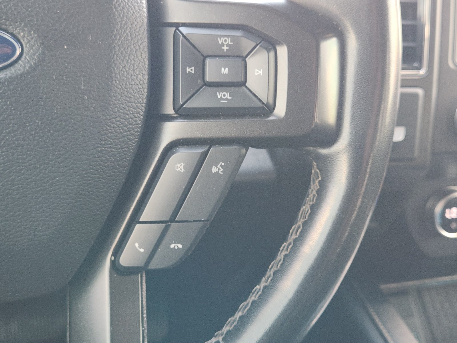 Used 2020 Ford Expedition Limited AWD/4WD image 31