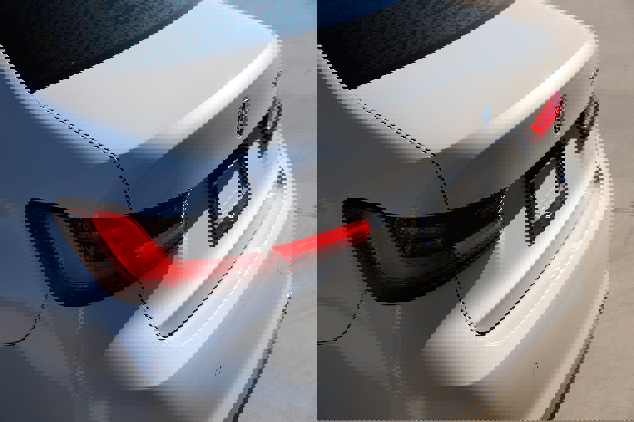 Used 2019 BMW 330i Sedan w/ Premium Package image 38