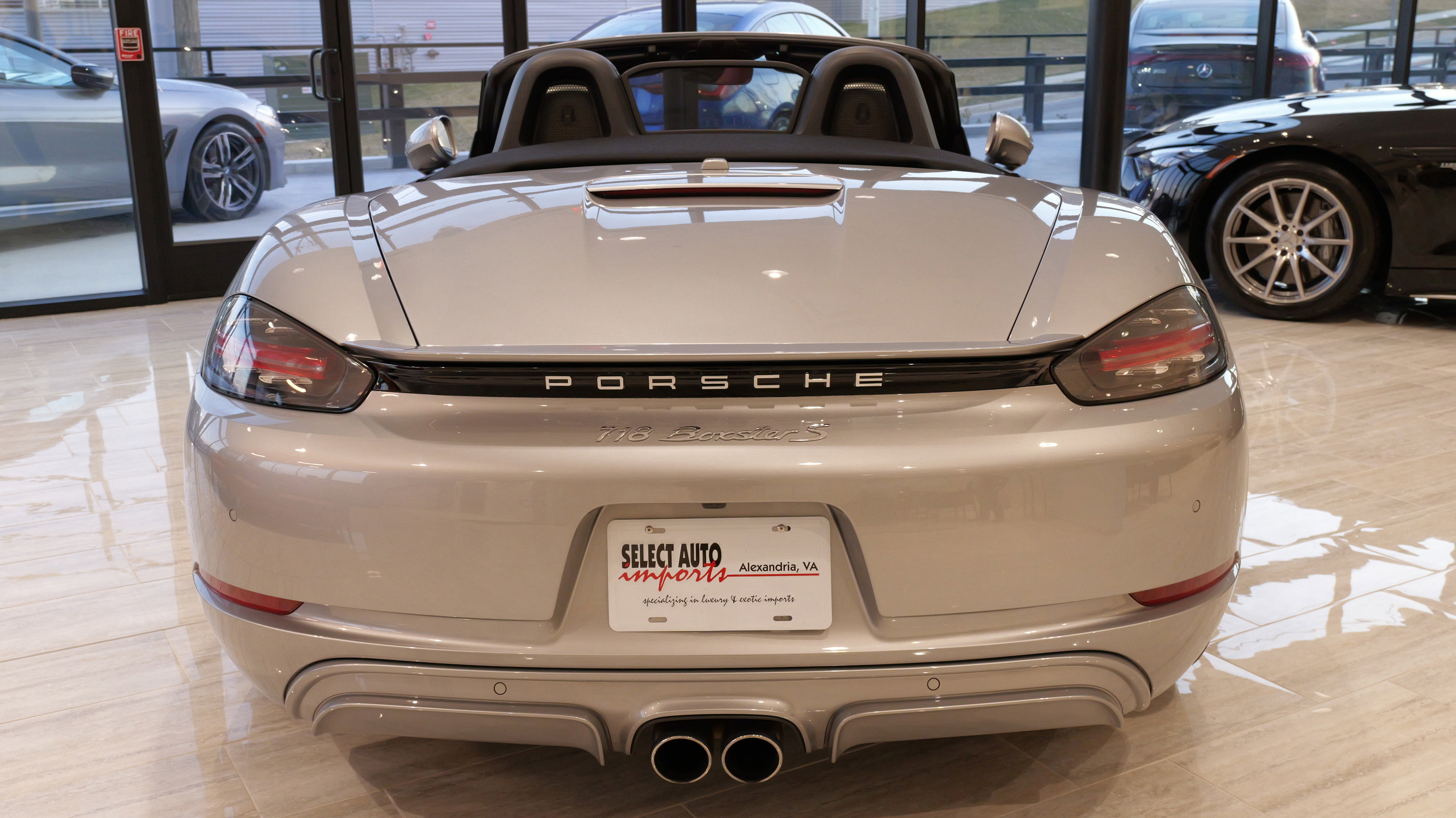 Used 2024 Porsche 718 Boxster S image 11