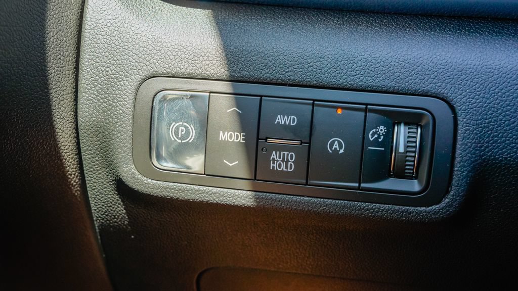 New 2026 GMC Terrain Elevation w/ Elevation Premium Package AWD/4WD image 16