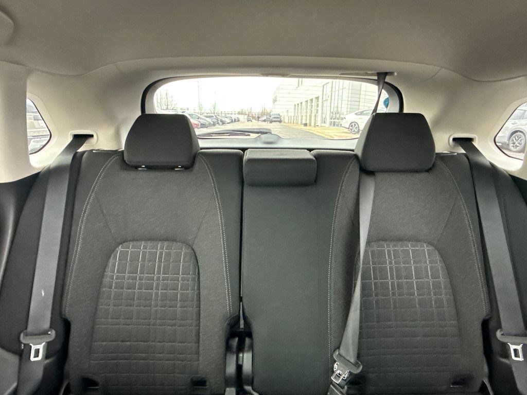 Certified 2023 Honda HR-V LX image 17