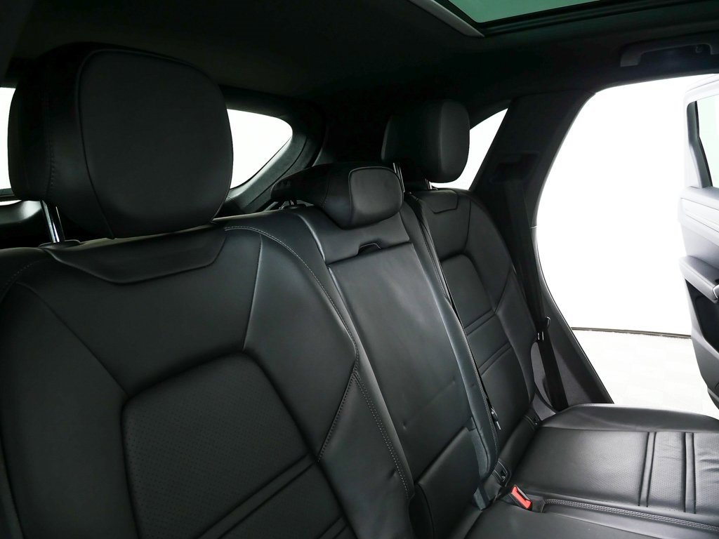 Used 2020 Porsche Cayenne E-Hybrid image 23